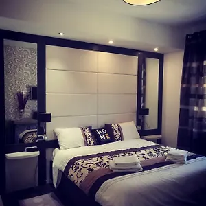 Voyage Privè Deluxe Bed & Breakfast La Spezia